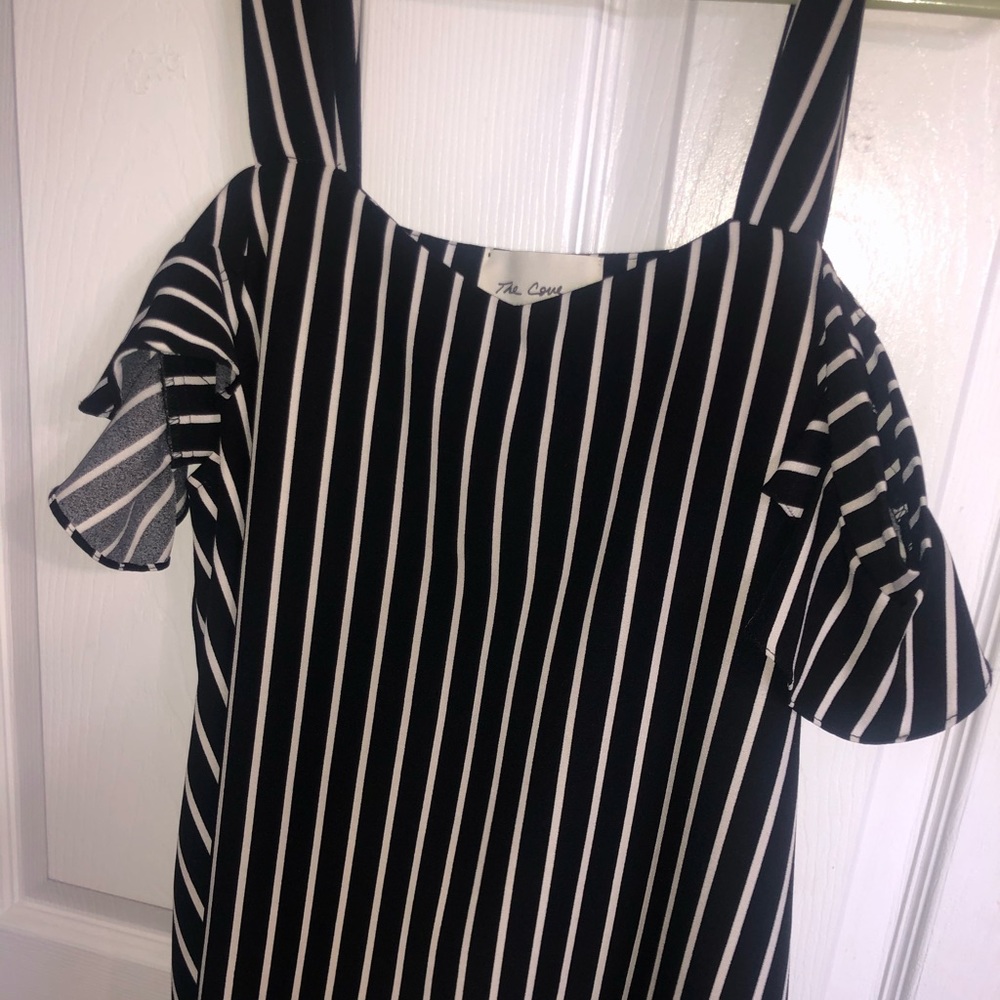 Striped Tank with open sleeves